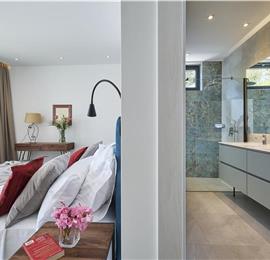 6 bedroom villa with infinity pool and sea views, Korcula Island, sleeps 12